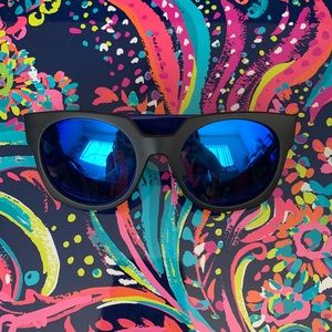 EUC McQ Mirror 😎 Sunglasses Blue / Black
